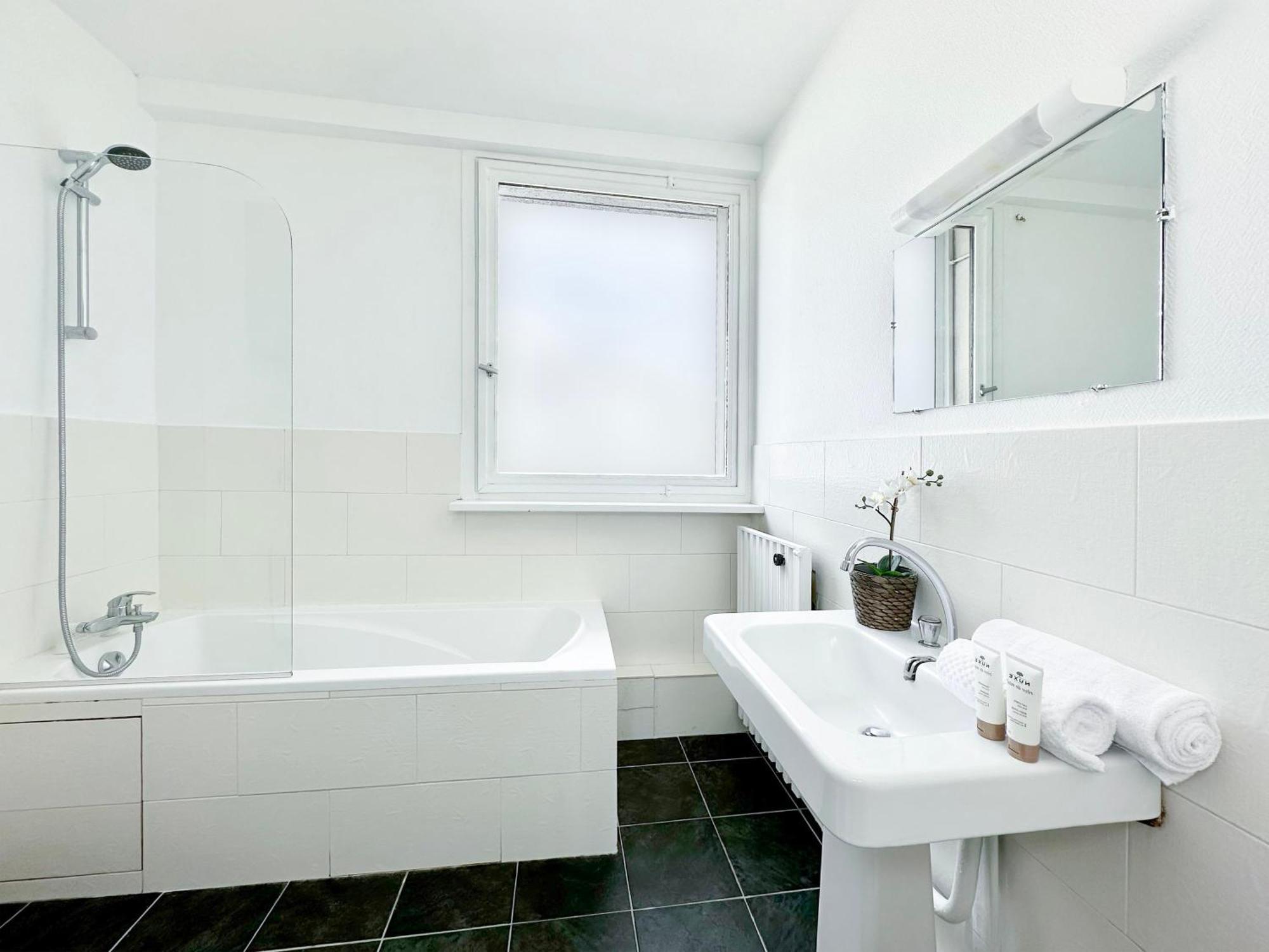 Spacious & Luxurious Flat In Montparnasse 파리 외부 사진